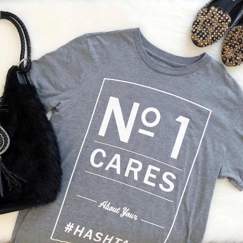 Gray Graphic Tee No One Cares Hashtag Twitter M